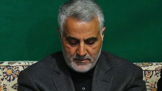     Касем Сулеймани   
(сс) farsi.khamenei.ir