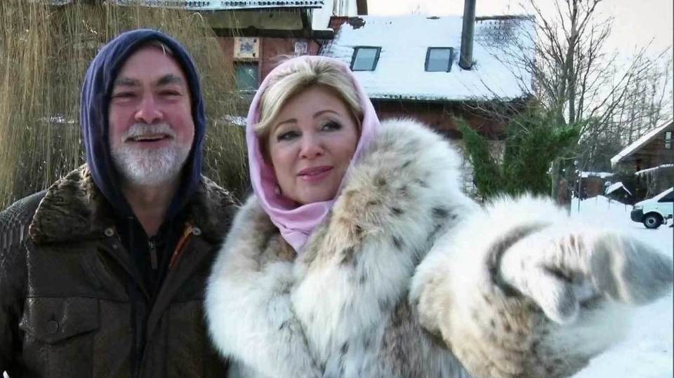 "Хотели оставить без крыши над головой!" Вика Цыганова чуть не лишилась дома после регистрации в MAX, что известно о схеме мошенников.