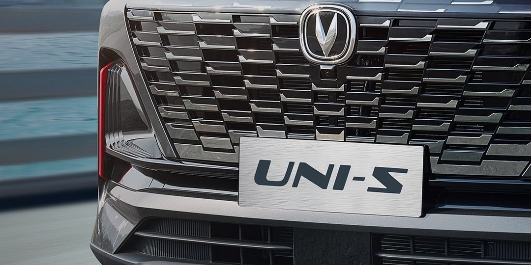 В России появилась новая версия китайского кроссовера UNI‑S