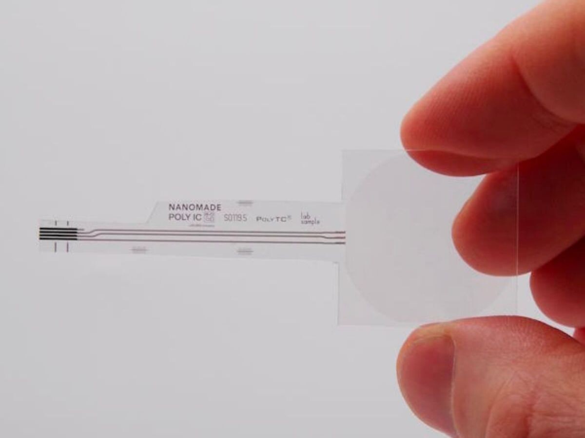    С помощью квантовых чернил создали прозрачный сенсор касаний