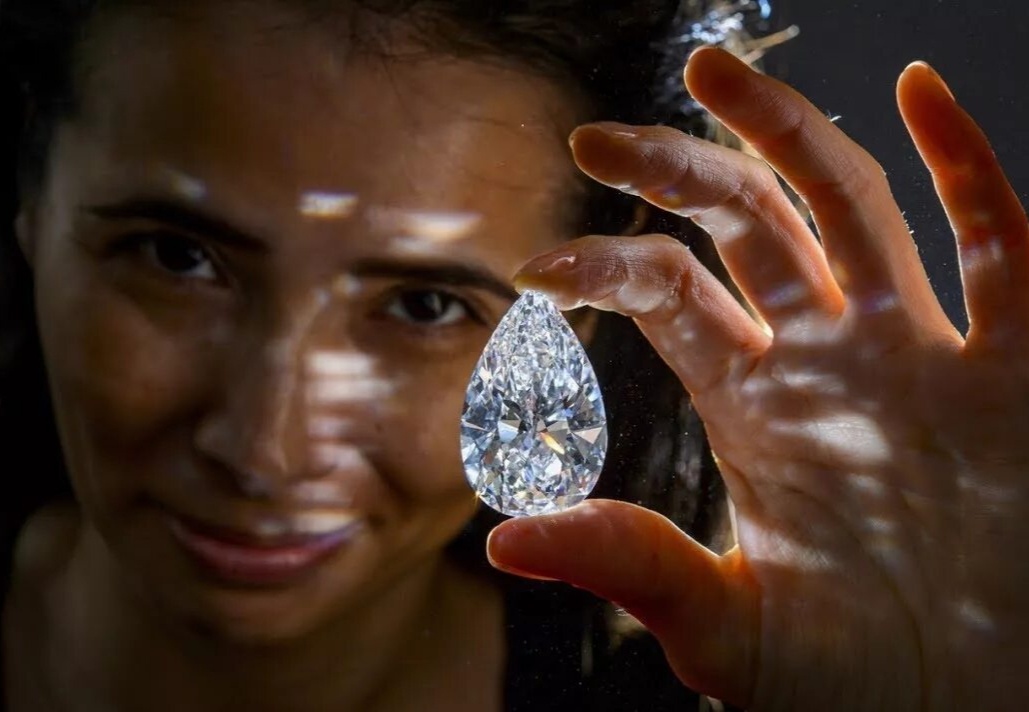 Уникальный алмаз