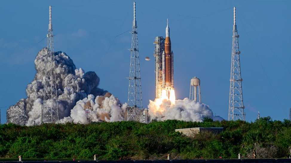 Cтарт SLS с мыса Канаверал 2 апреля 2026. Источник: ZUMA Press Wire