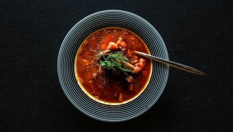    Как приготовить потрясающий постный борщ? Фото: Artiom Vallat on Unsplash