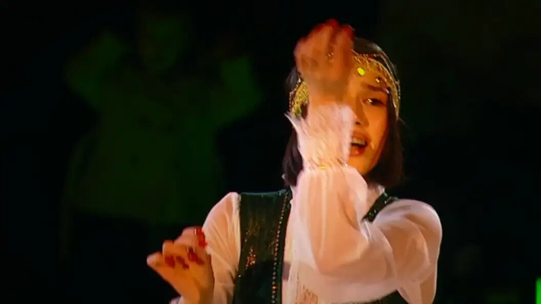    Алина Загитова выбрала номер с татарскими мотивами. Кадр из трансляции