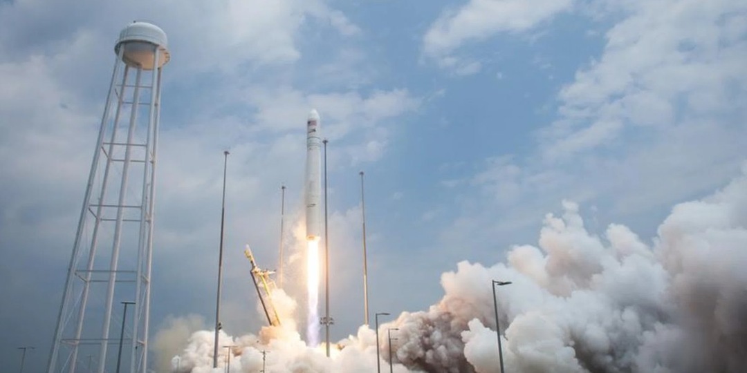 Астронавты Artemis II пожаловались на запах гари из туалета на борту