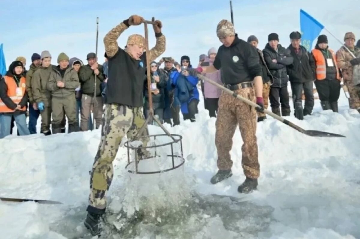    Айсен Николаев поздравил якутян с Днём отца
