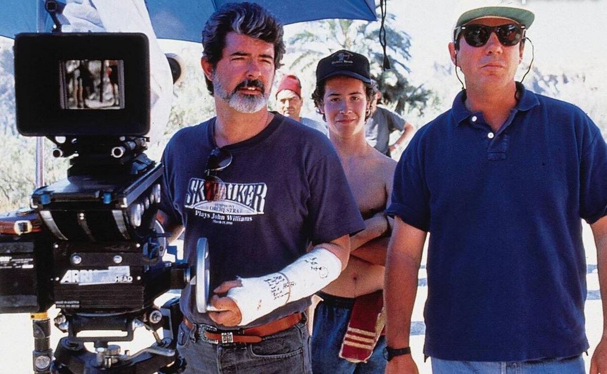 за то что содрал с Дюны, Лукасу сломали руку! 