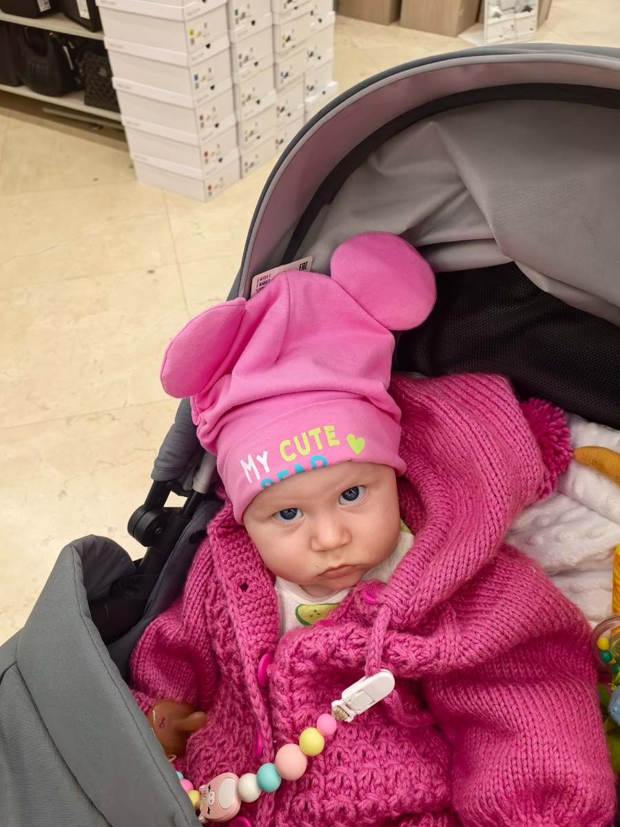 Грозная Николь 