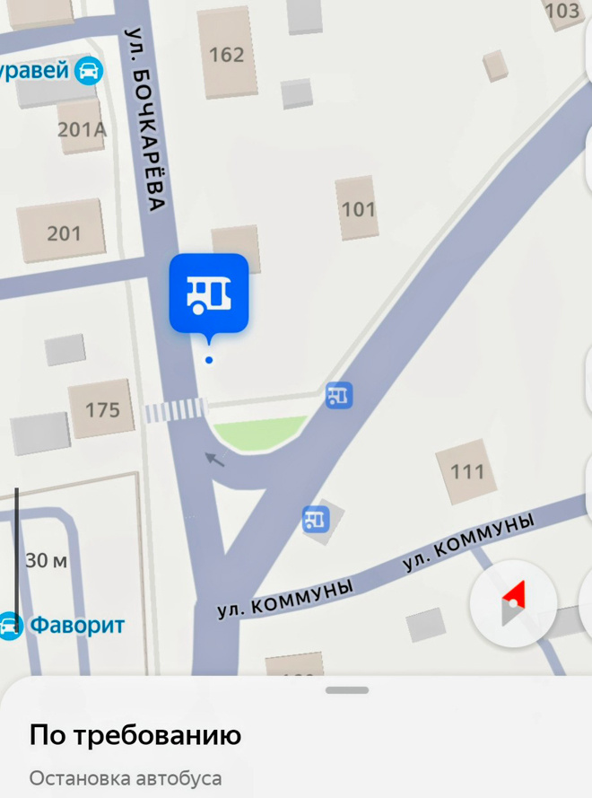 
В направлении Плехановского тракта, недалеко от перекрёстка улиц Бочкарёва-Коммуны, предусмотрена остановка по требованию