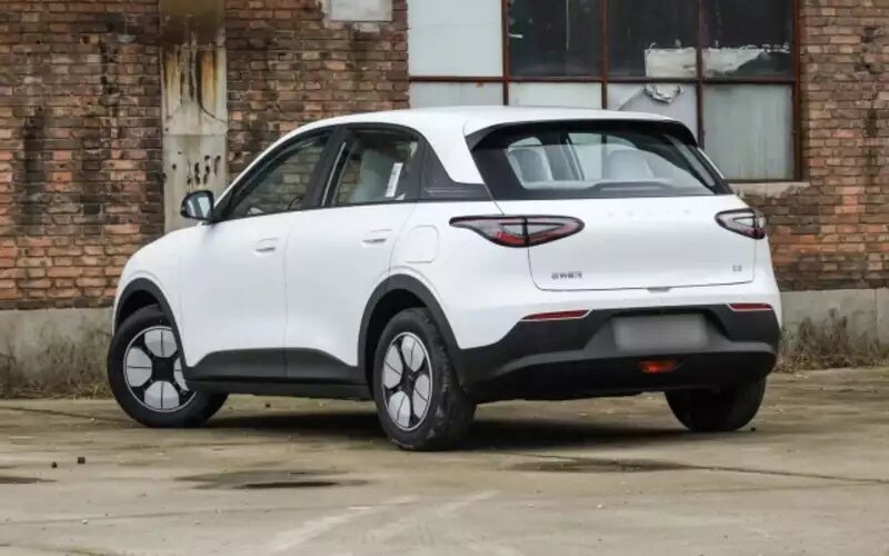 Geely Xingyuan📷
