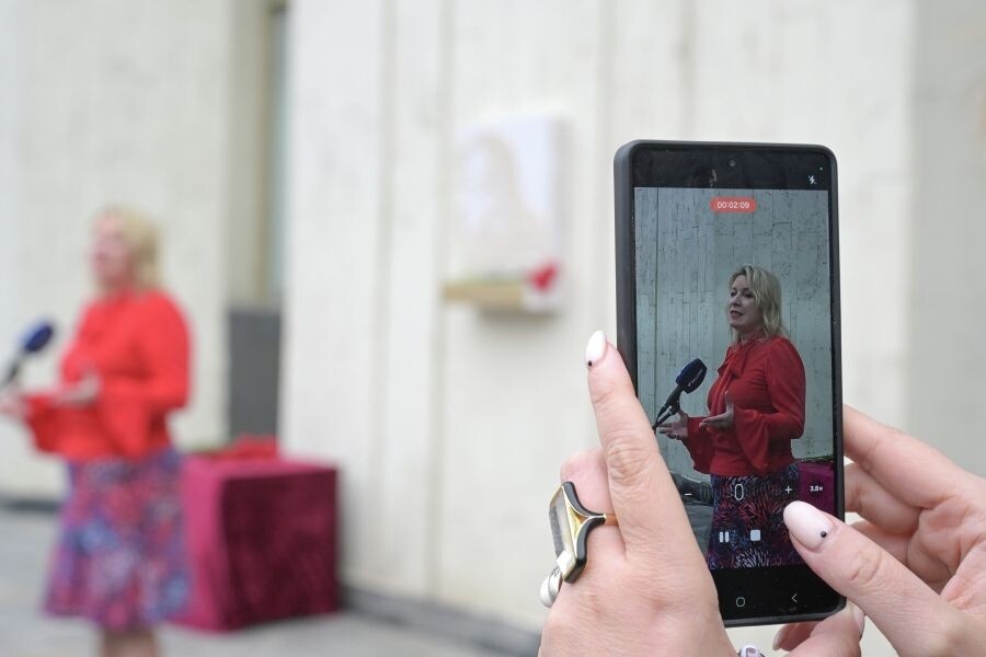    В МИД РФ заявили о сражении России на трёх фронтах