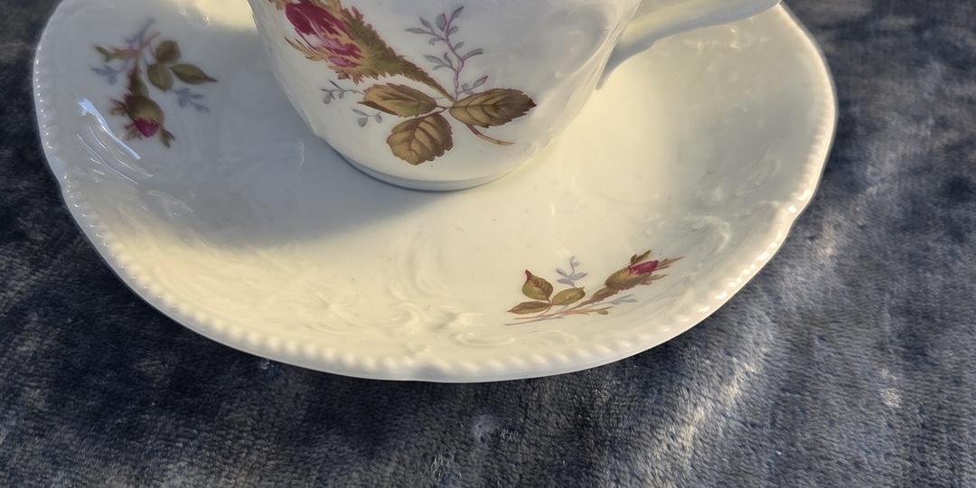 Удельный рынок. Весенняя атмосфера.