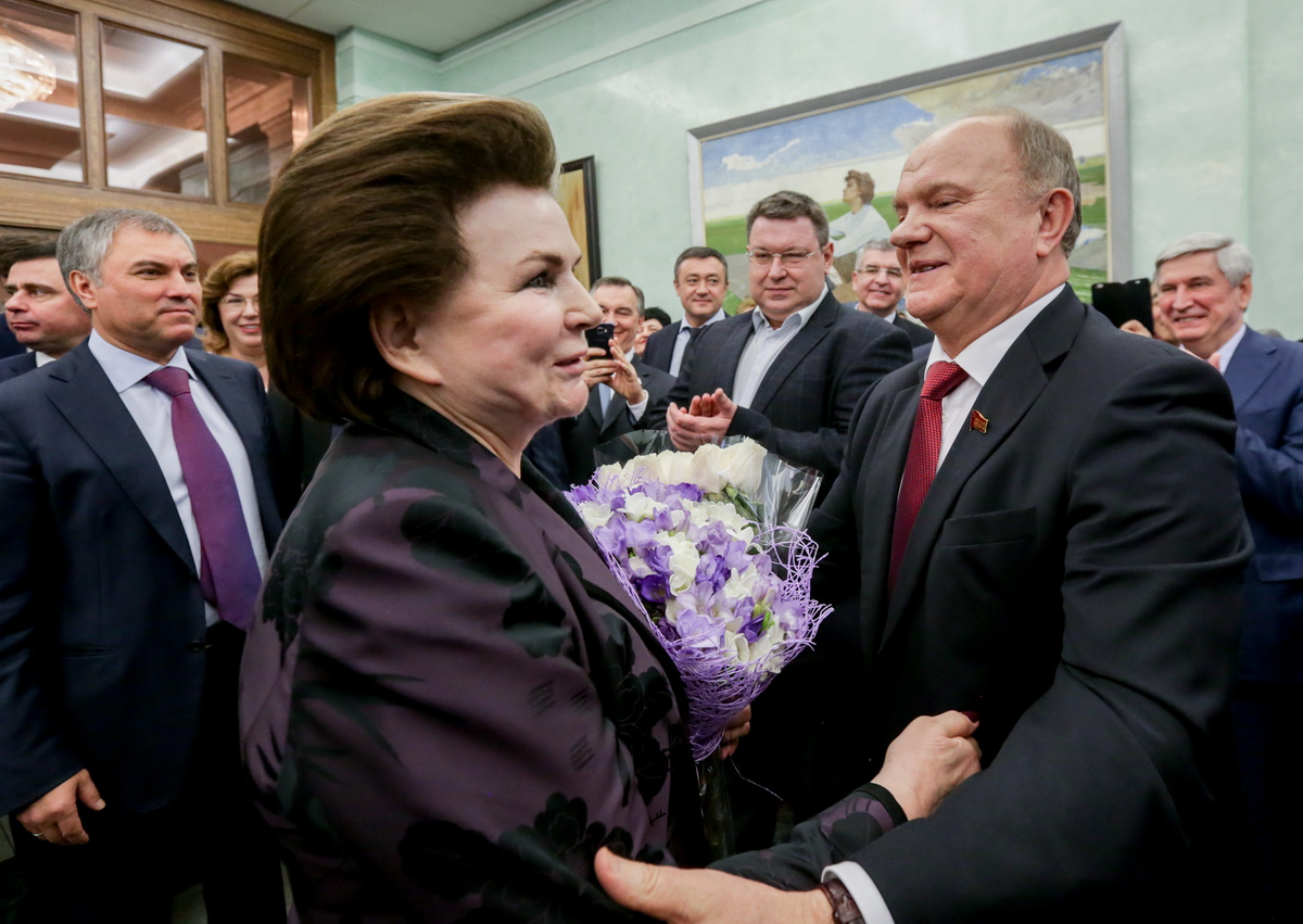 Либерал-буржуинка и либерал-коммунист? Или что-то пошло нет так?!