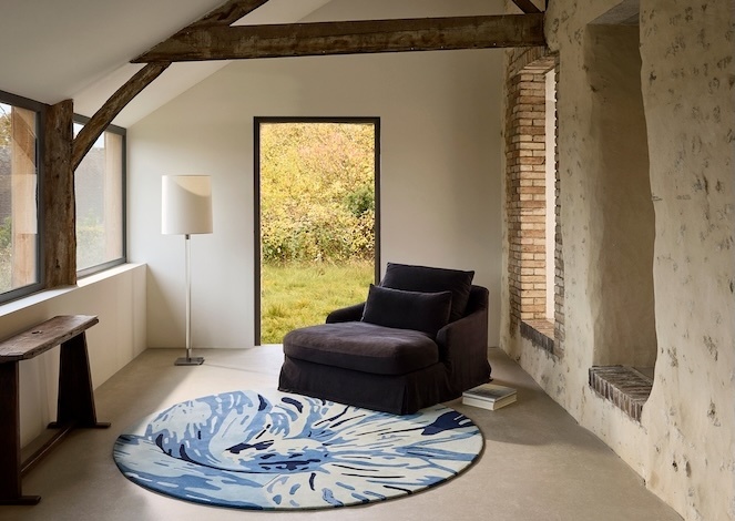 Новинки в гостиную: флористические ковры