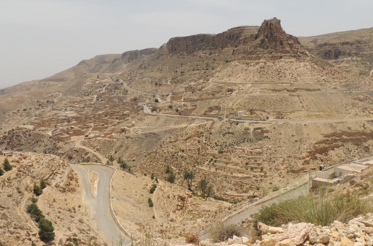 Такой вид на Тужан и заинтересовал узнать об этой деревне побольше.