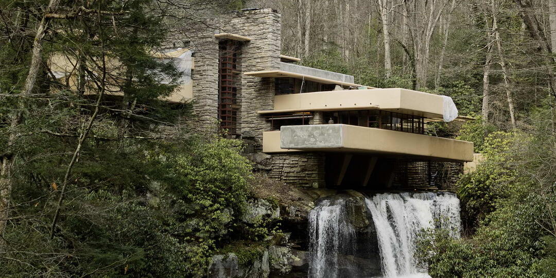 Новое интересное: Обновление величайшего дома XX века и ещё 6 современных домов