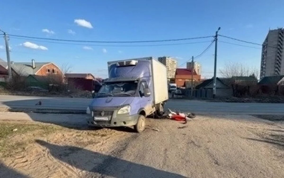    В Тольятти при столкновении грузовика с мотоциклом пострадали два подростка