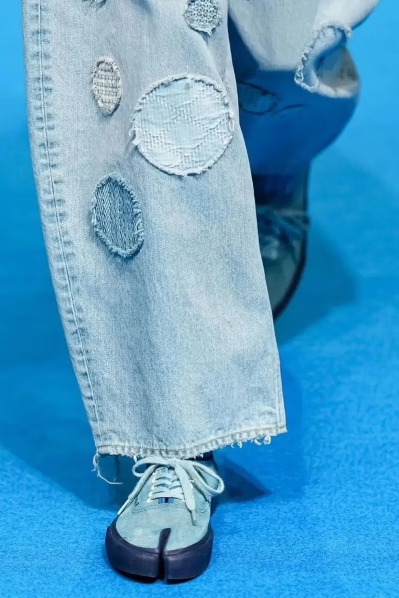    Бренд Vans выпустил кеды таби (фото 2)