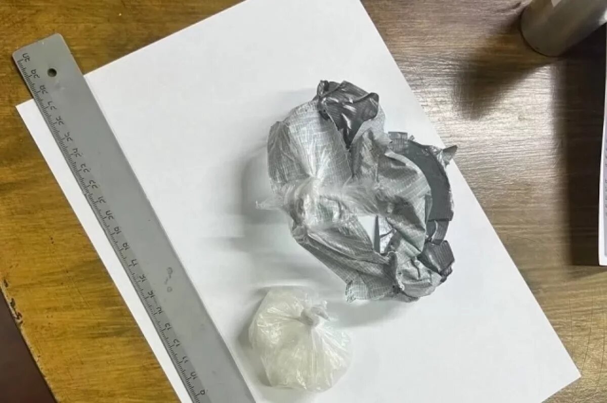    Сотрудники наркополиции пресекли канал сбыта метадона в Челябинске