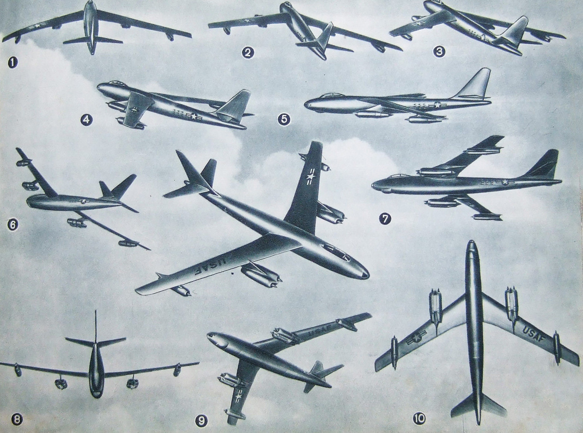Фотографии с изображениями американского бомбардировщика B-47B «Стратоджет» в альбоме