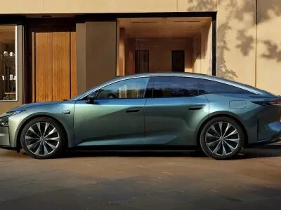    Новый электромобиль Toyota оказался невероятно популярным