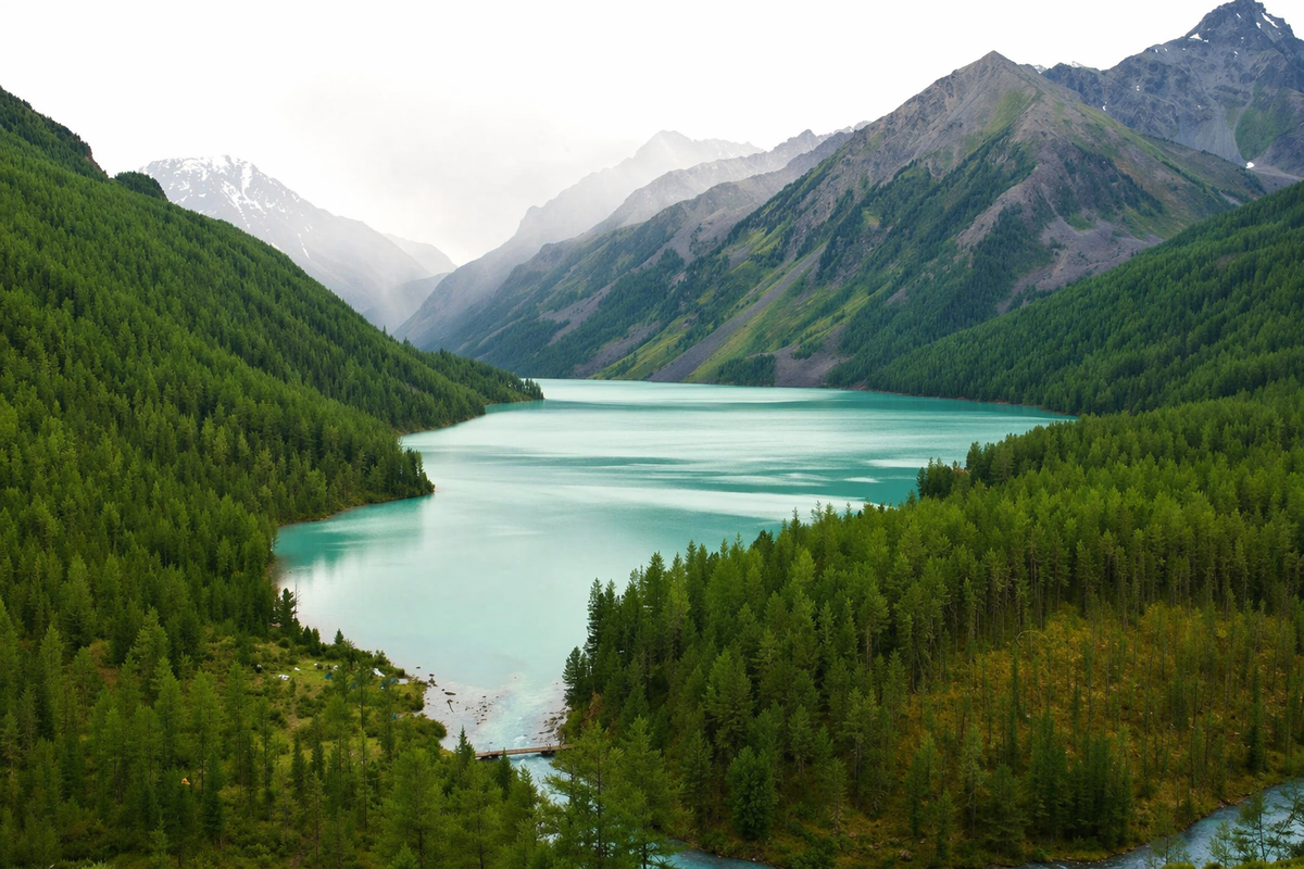 Кучерлинское озеро на Алтае
