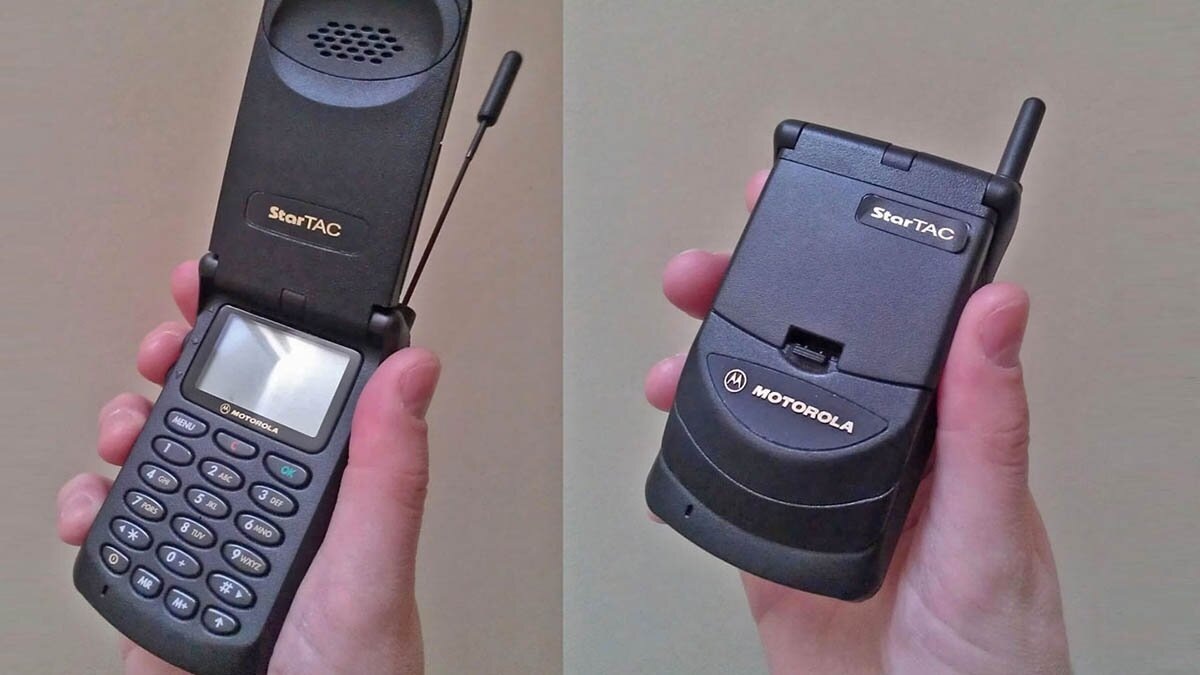 Motorola StarTAC (1996) 