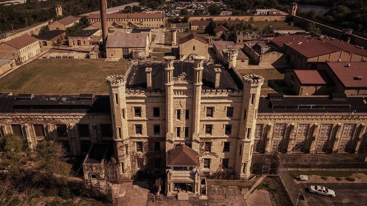 Joliet Prison