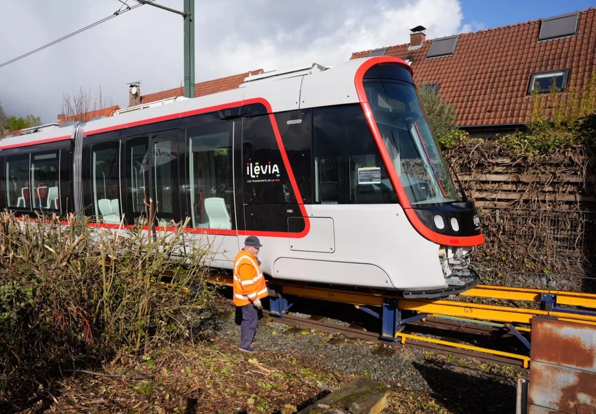 Трамвай платформы Citadis производства Alstom для Лилля. Источник: MEL