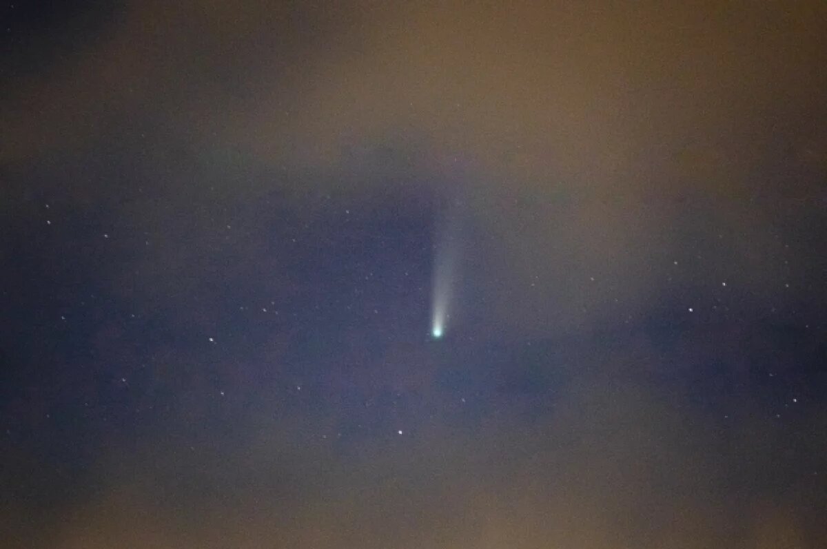    Самая яркая комета года сгорела на Солнце