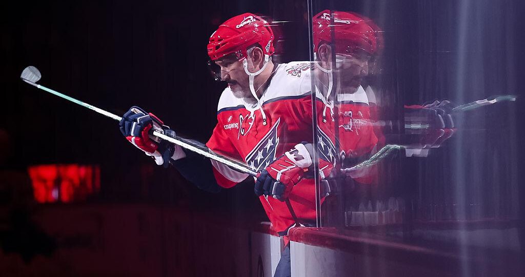 Овечкин в 40 лет сделал самый быстрый ассистентский дубль в карьере