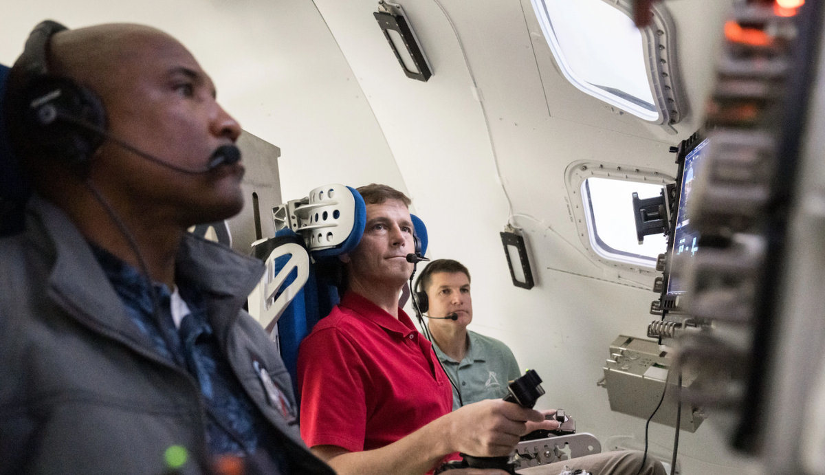 Artemis II (Артемис II)