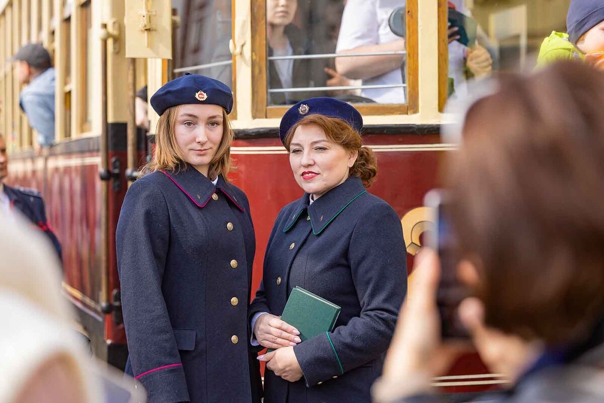    Центр столицы превратился в музей: парад исторических трамваев