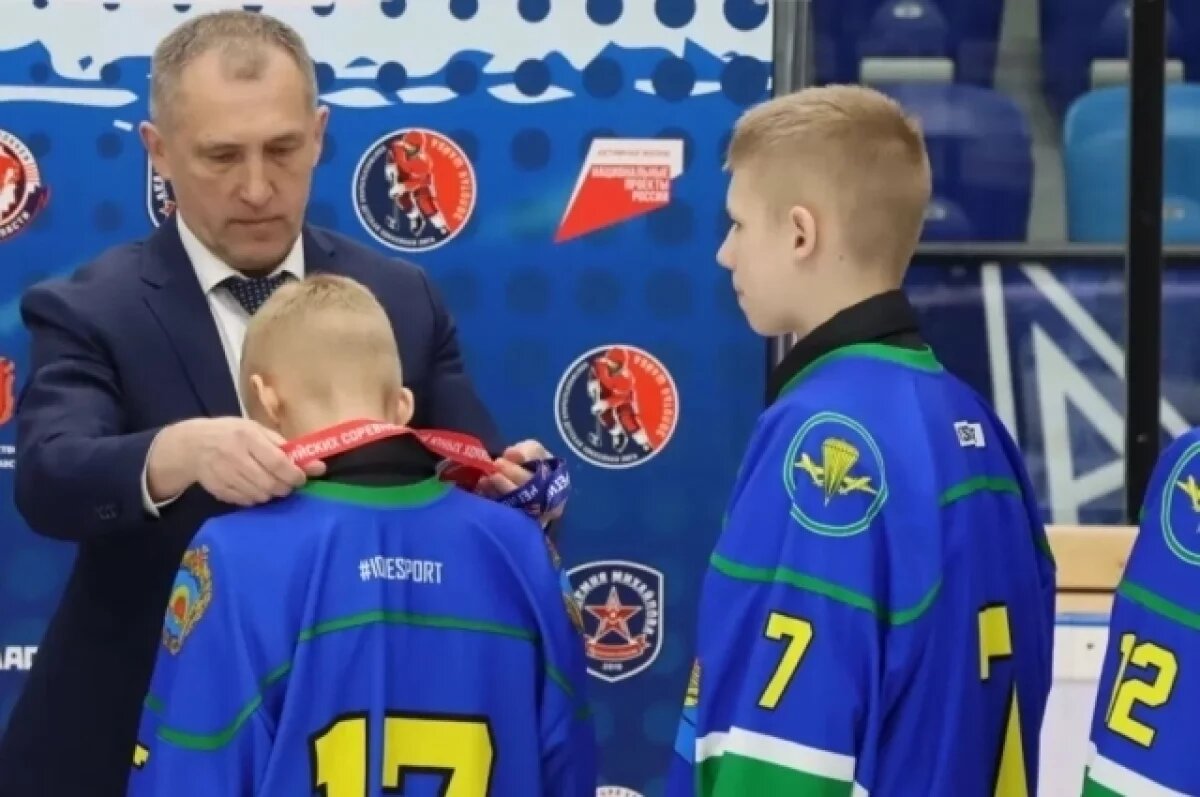    В Туле награждены победители регионального этапа «Золотой шайбы»