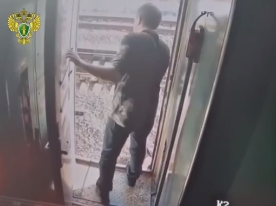 Покалечивший проводницу в Поназырево буйный пассажир задержан