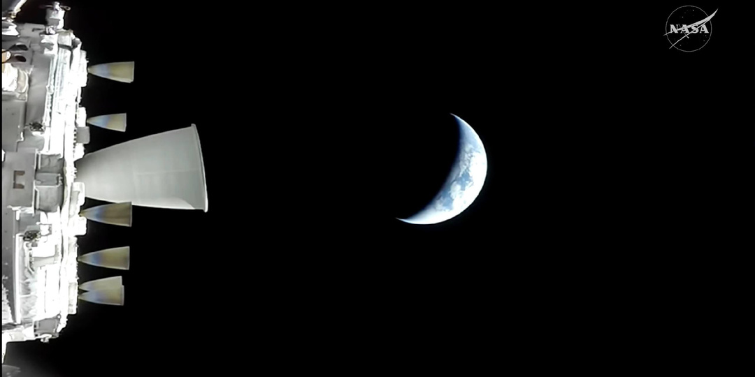 Туалет, рекорд и миллиардеры. Все подробности лунной миссии НАСА