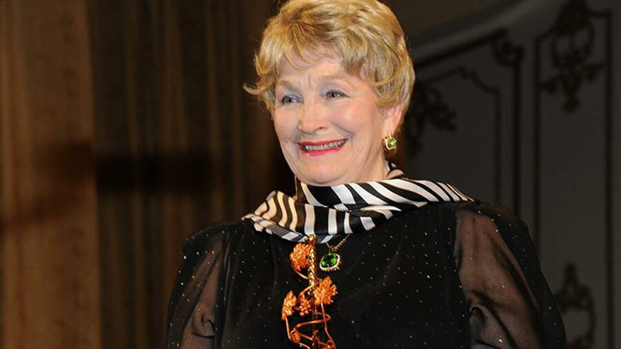 Людмила Ивановна Хитяева — советская и российская актриса, народная артистка РСФСР (1983). Член Союза кинематографистов Российской Федерации