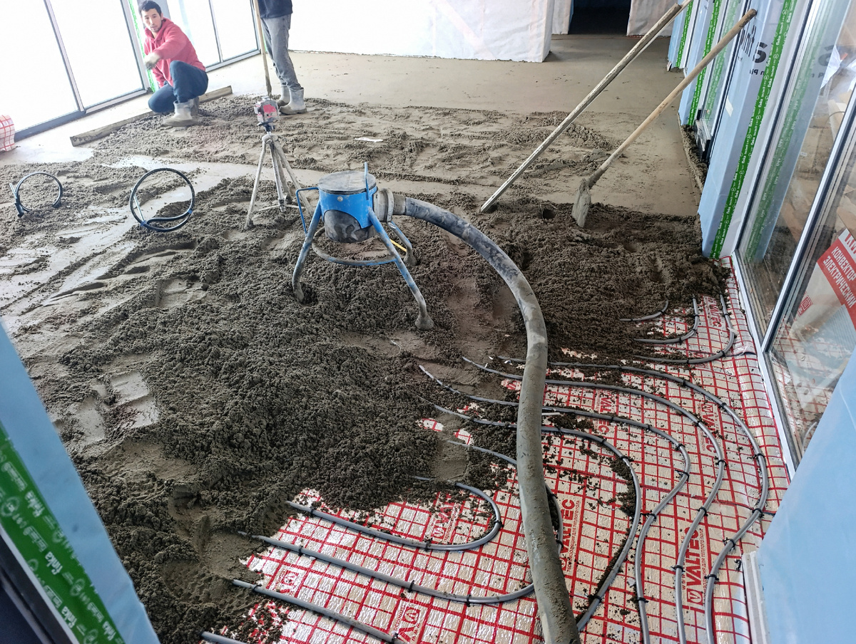 Подготовка чернового пола в Дмитрове, Московская область