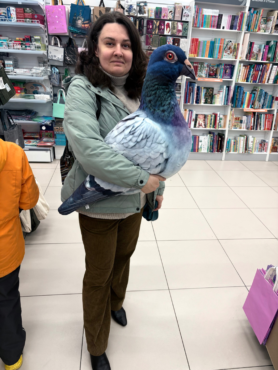 Нашла себе нового друга. Жаль, что муж покупку не одобрил. Пришлось довольствоваться только фотографией с другом