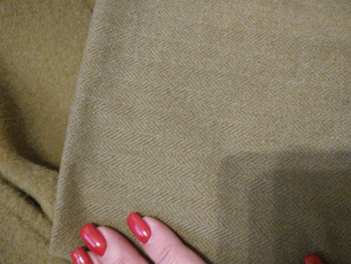 Ткань на брюки. 