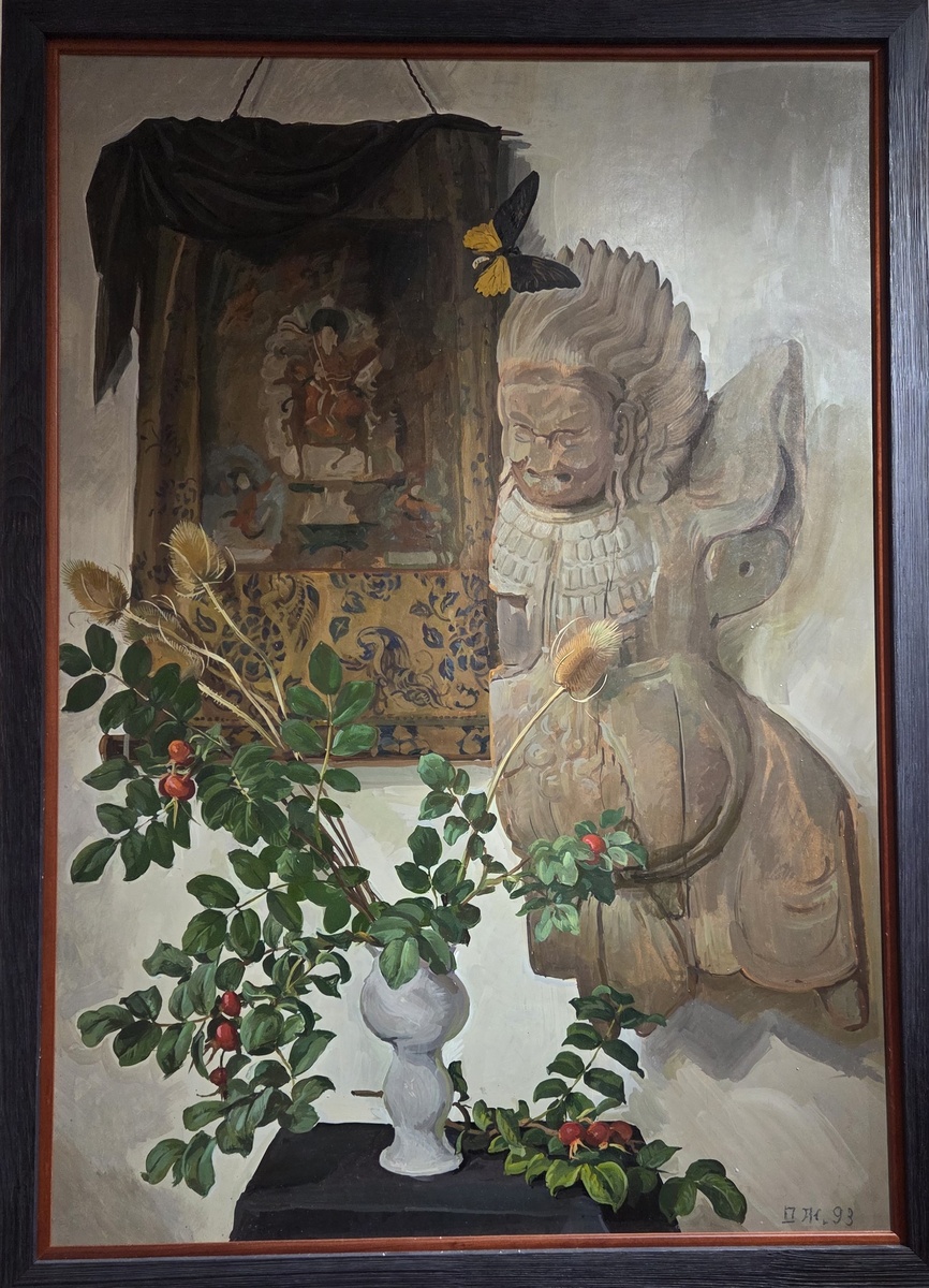 Жилинский Д.Д. Натюрморт с тибетской скульптурой 1993 оргалит, темпера