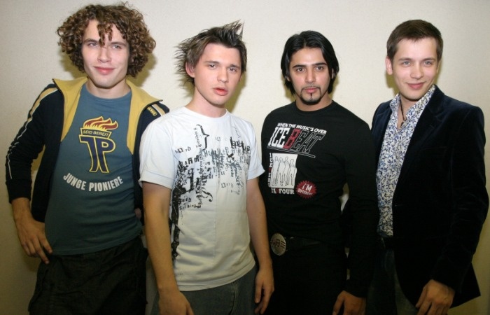    Александр Бердников в составе легендарной группы «Корни».