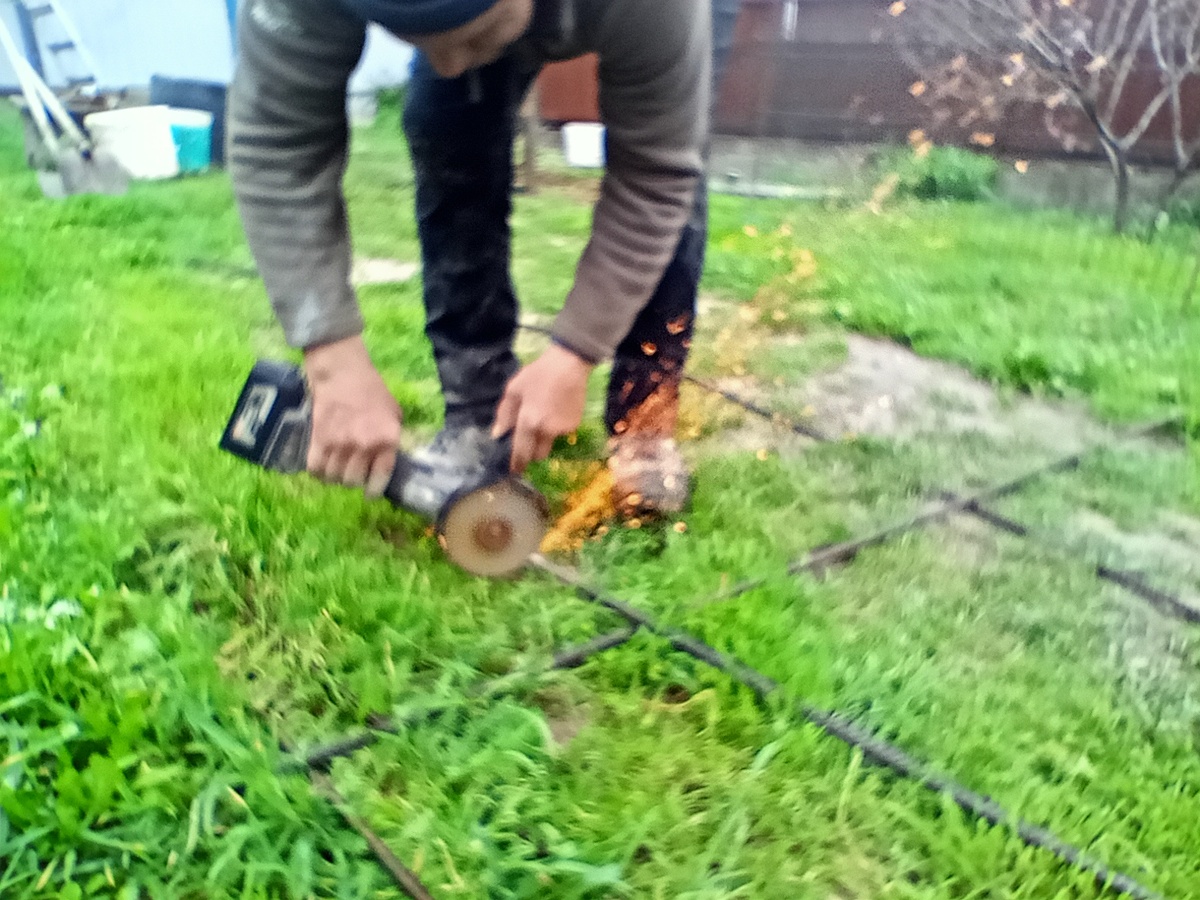 Юрик и болгарка