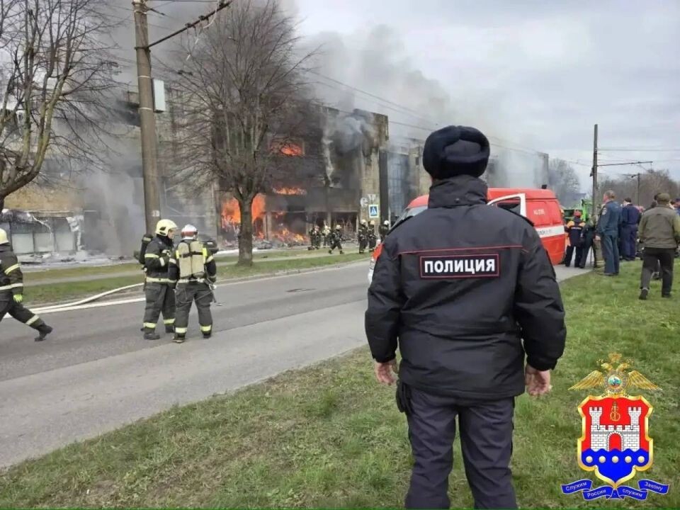    Пожар в ТЦ "Гиант" в Калининграде. Источник: "Инцидент Калининград"