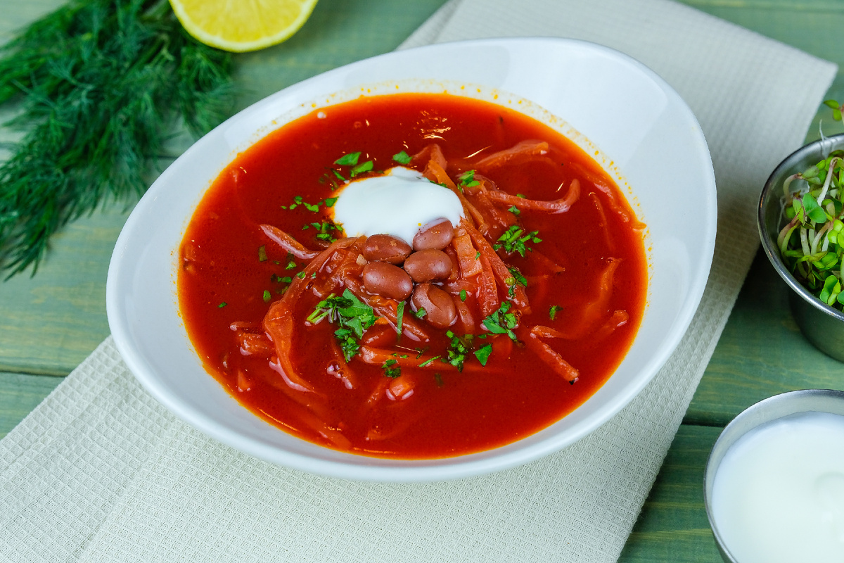 Борщ постный с фасолью