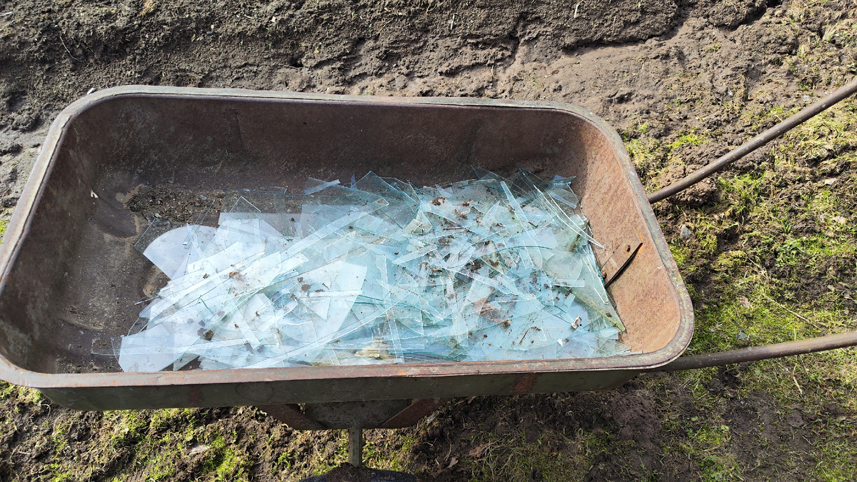 Начинаем собирать осколки 