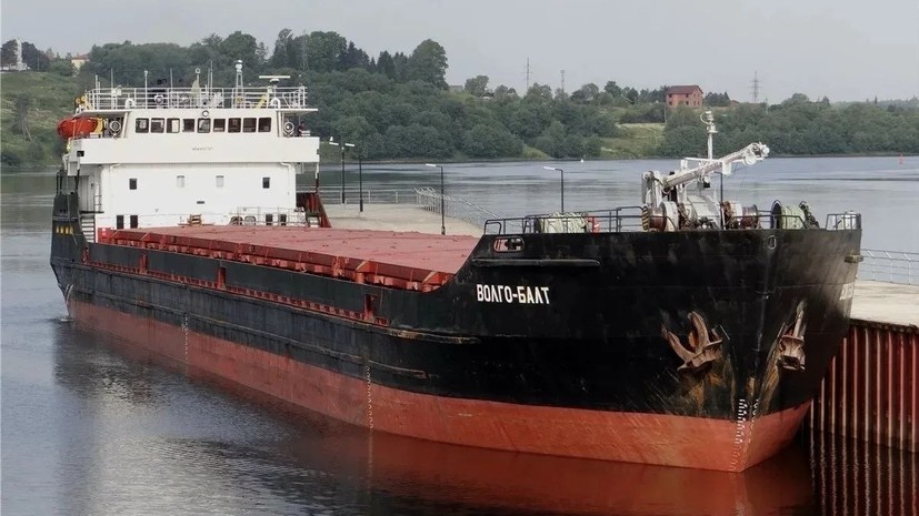 Кораблекрушение в Азовском море: из-за атаки БПЛА затонул сухогруз с зерном — есть погибший и пропавшие. Что известно?