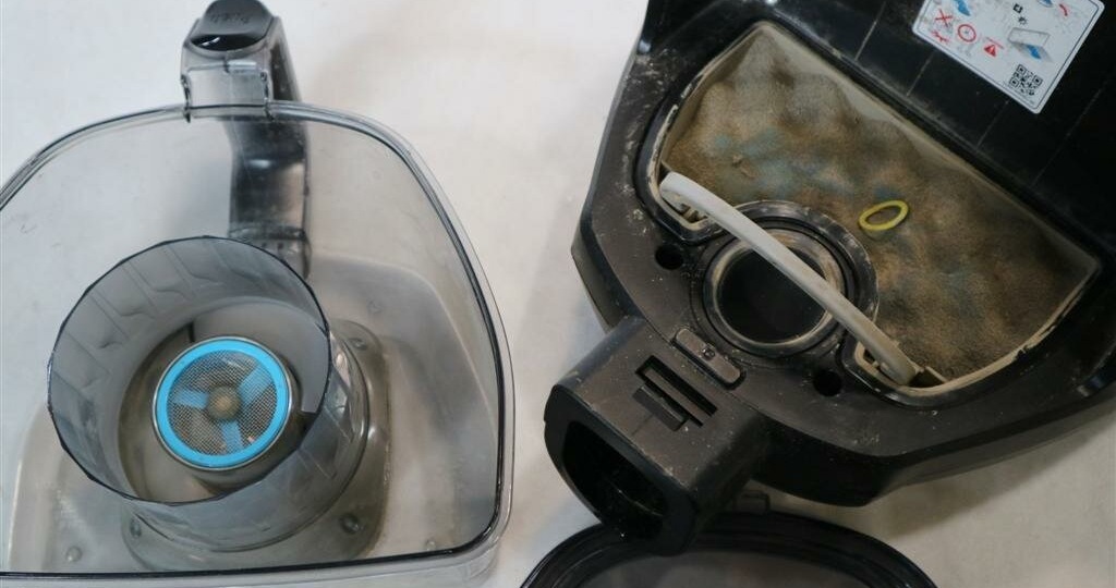 Почему на самом деле «сгорают» моторы пылесосов: Нашел тихого убийцу и обезвредил его магнитом за 50 рублей