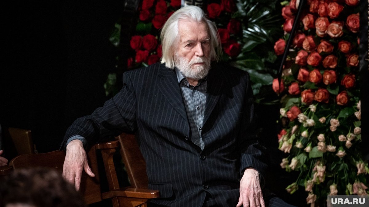     6 апреля Станислав Любшин отметит свой 92-й день рождения