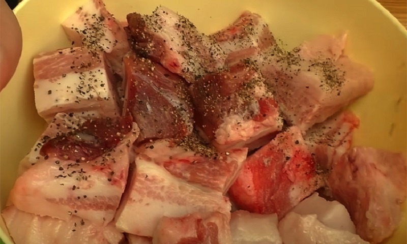 Сало по-кубански на мангале: рецепт, который меняет привычные представления о шашлыке